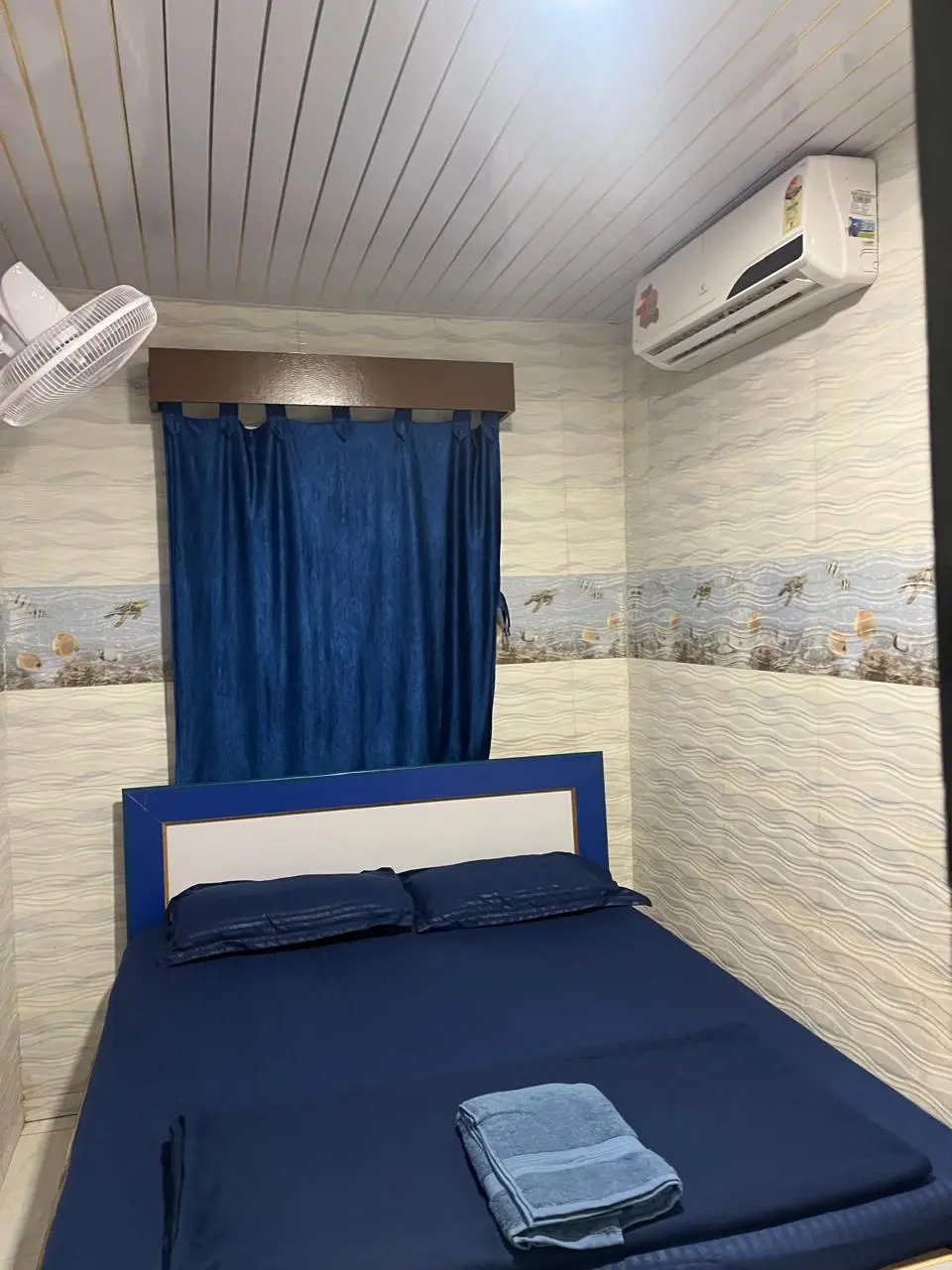 Comfortable resort room near Alibaug beaches
